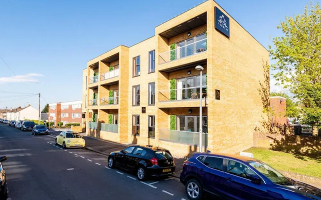 Gillingham Apartment