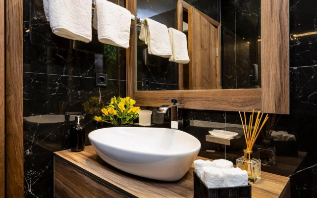 SOHO Apart House
