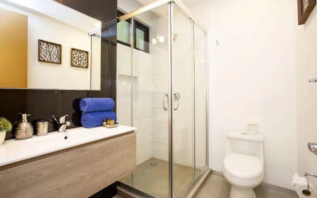 Lovely One Bedroom With Amazing Terrace View