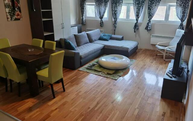 APARTMENTS FOKA - 600m from Gondola ski lift - PROMO