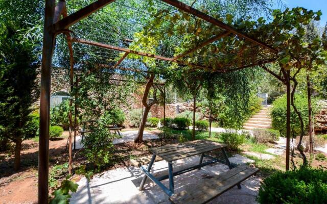 Tur Sinai Organic Farm Resort