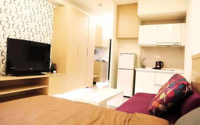Q Square Apartment D