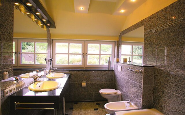 House Bel Monte Groß Zicker