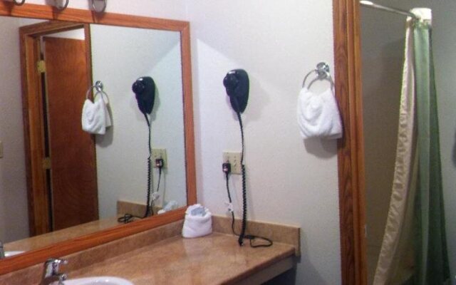 Legacy Inn & RV Park