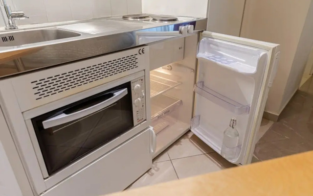 Boutique Studio Acropolis