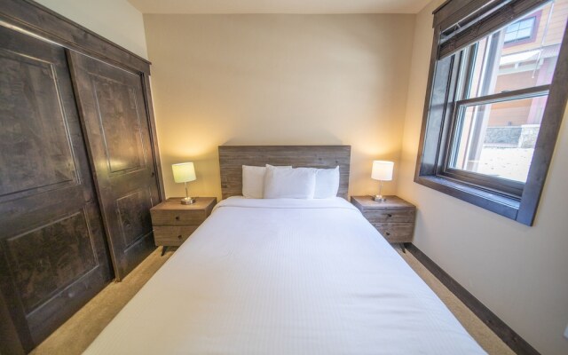 Alders 24 Outpost Dr