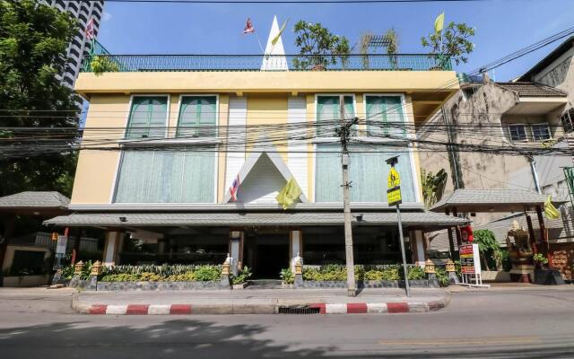 Nida Rooms Sukhumvit Nana Khlong Tei