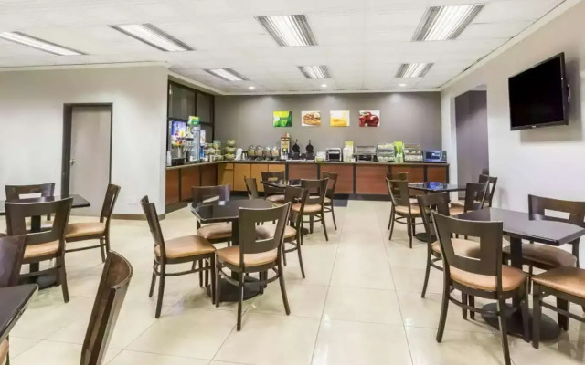 Quality Inn & Suites Los Angeles Airport - LAX