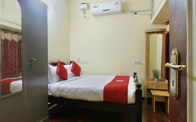 OYO 11862 Home Cozy 2BHK ECR Cuddalore Road