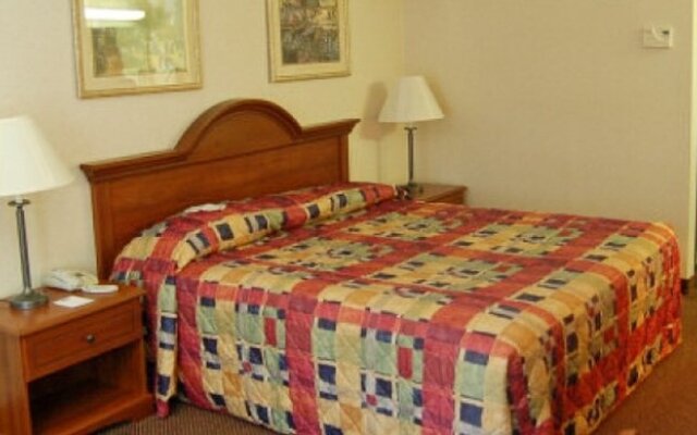 Country Hearth Inn Lomira Hotel