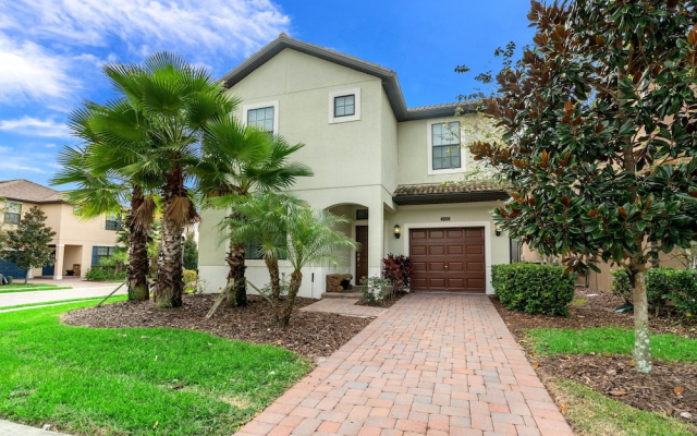 6bed 5Ba Villa Game Room Pool Spa