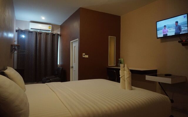 Add Ubon Hotel