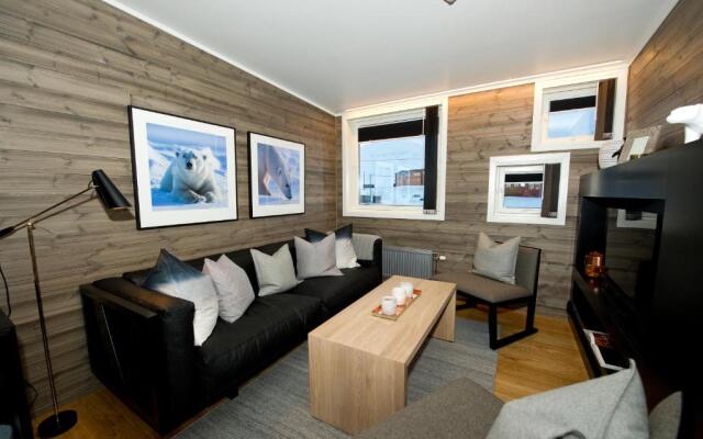 Svalbard Hotell - Polfareren