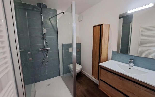 In top Location With Beautiful sea View