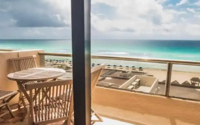 2 Bedrooms Ocean View Condo