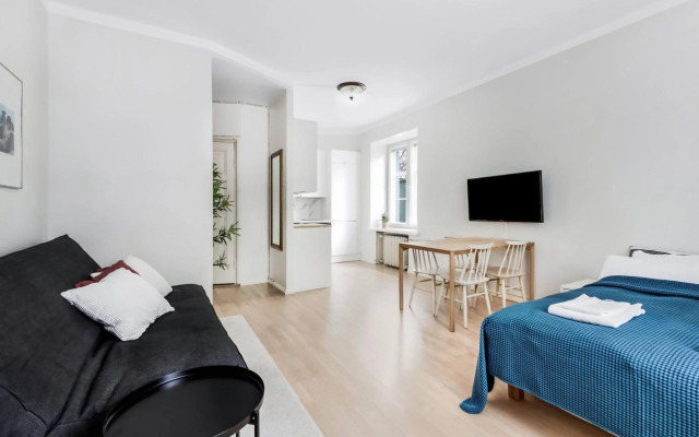 WeHost Modern Scandinavian Studio in Trendy Kallio