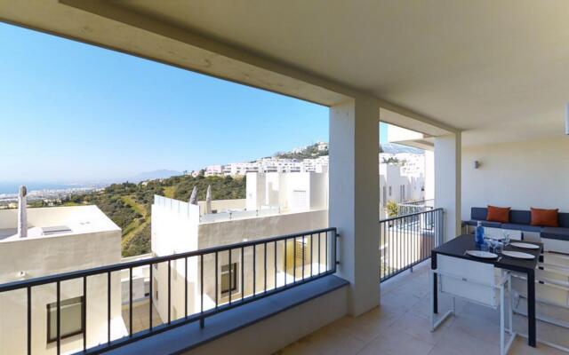 8671 - Luxurious Apartment With Spa Area