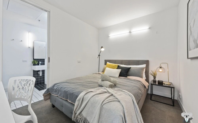Melbourne City Kozy 1 Bed Modern and Quite Apt Vme031