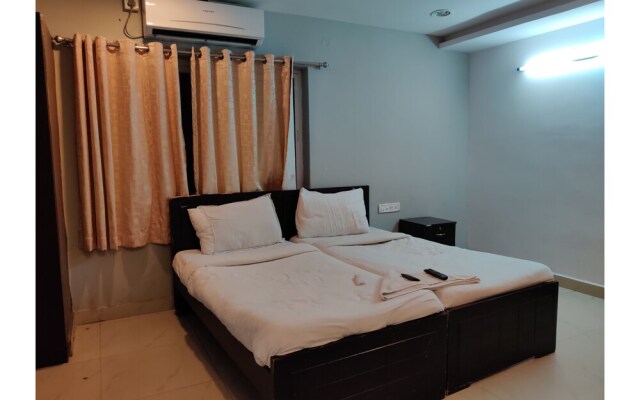 Capital O 44354 Jubilee Banjara Suites