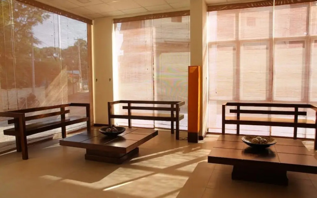 OYO 230 Tulasi Mahal