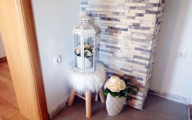 Apartment in Jasenice 42083