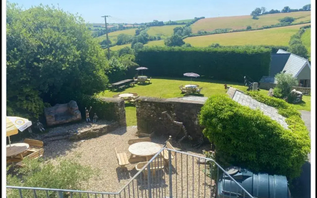 The Poltimore Inn