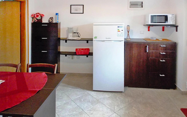 Apartment in Vir with a barbecue