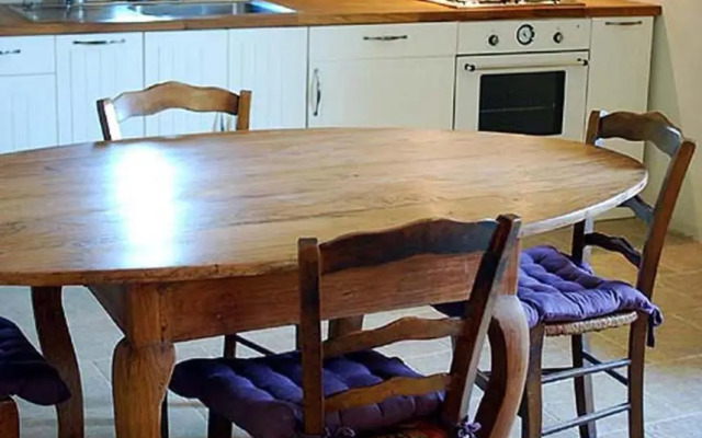 Maison de Charme Dans Domaine 17eme