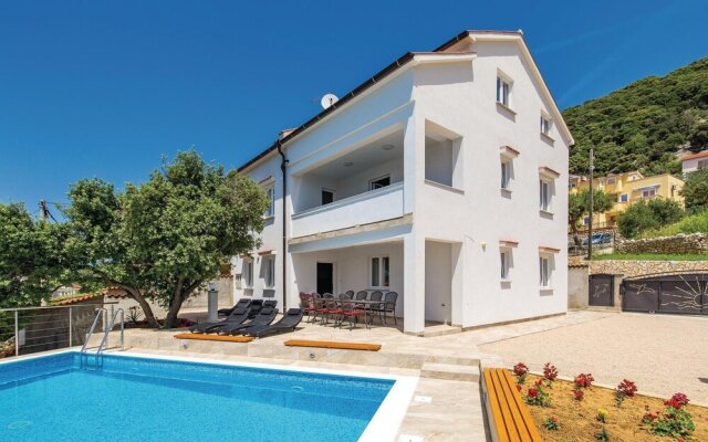 Beautiful Home in Supertarska Draga With 4 Bedrooms, Wifi and Outdoor Swimming Pool