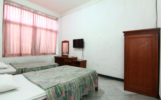 Hotel Limaran 1