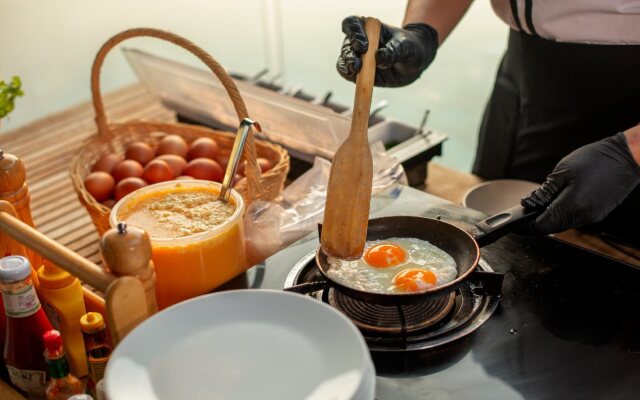 Na Tree Tara Riverside Resort Amphawa Damnoensaduak