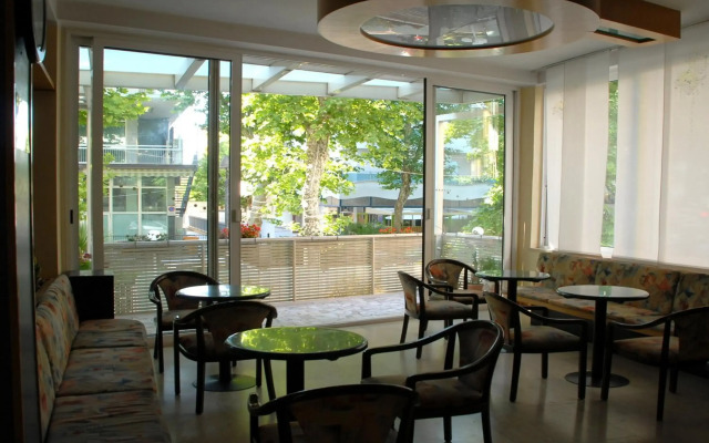 Hotel Arno