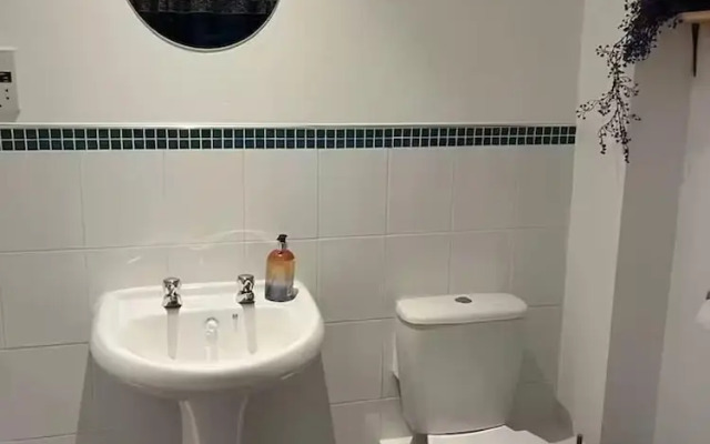 Spacious Comfortable Central Derby 2-bed Apartment