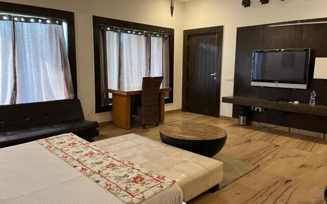 Aakritii Hotels