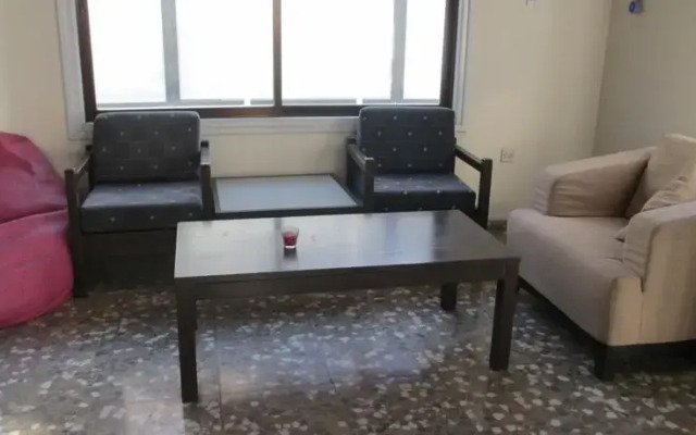 Traveller's Hotel Apartments