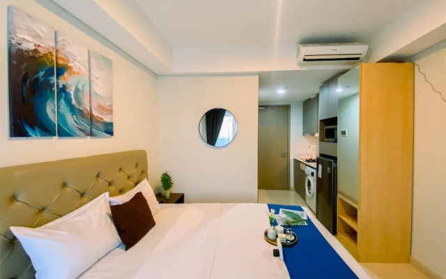 Best View and Comfy Studio at Gold Coast Apartment