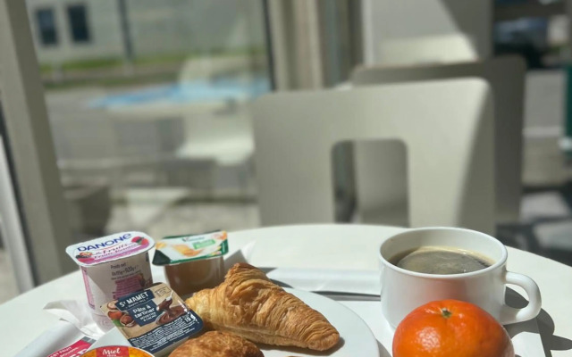 Première Classe Toulouse Sud - Labège Innopole