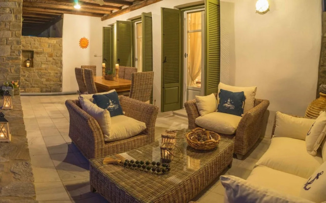 Villa Suerte in Paros