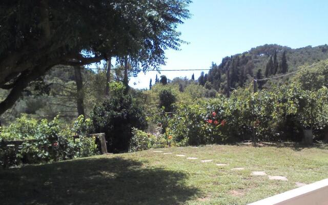 Corfu Country House