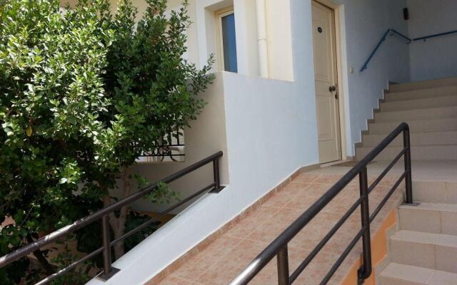 Fotis Studios Apartments