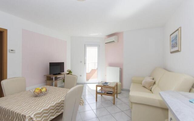 Apartments Lara Pula