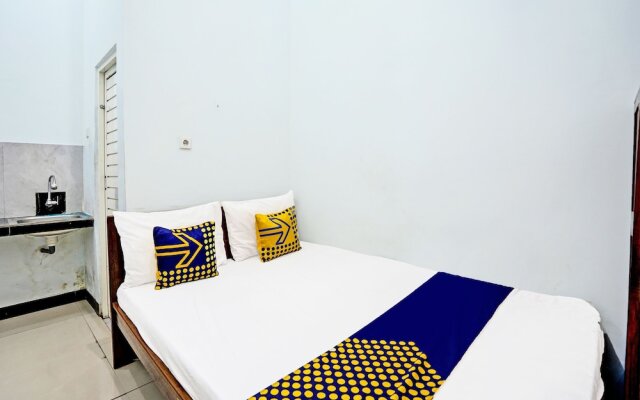 OYO 93928 The Metro Suites Apartment By Nn Rooms