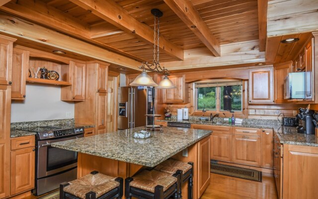 Highland's Heaven 5 Bedroom House