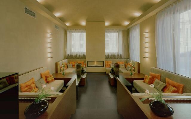 987 Design Prague Hotel