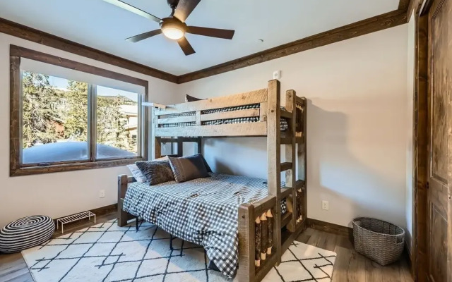 1890 The Seasons 3 Bedroom Townhouse