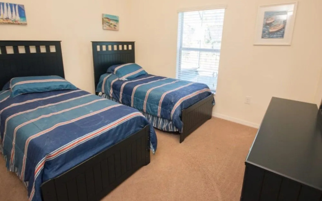 Veranda Palms 4458