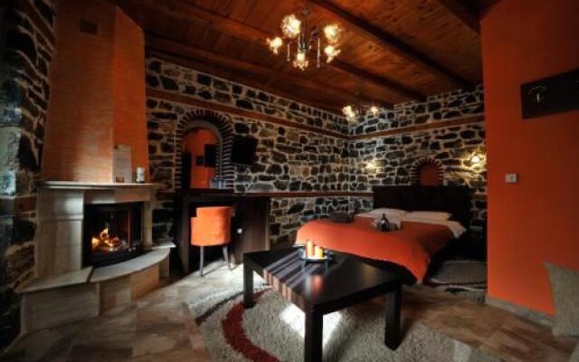 Enastron View Hotel