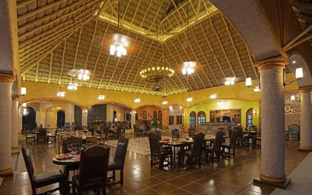 El Corazón Resort