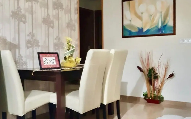 Apartment in Roquetas Near Playa Serena Beach