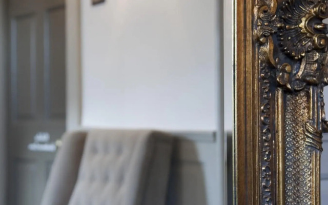 Vanbrugh House Hotel